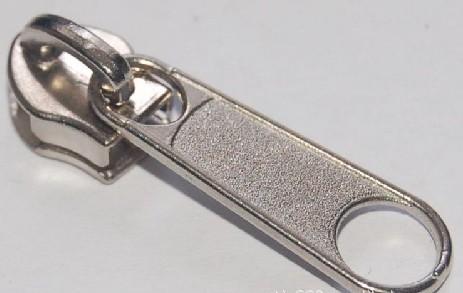 供应优质3 ,5 各厚度pvc尼龙牙拉链价格 厂家 图片